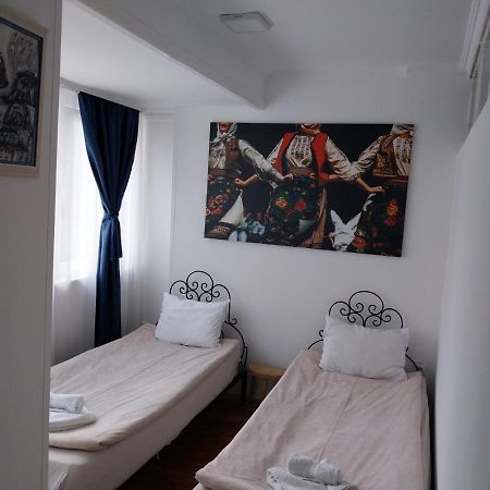 Budget Apartment Balkanika Belgrado Buitenkant foto