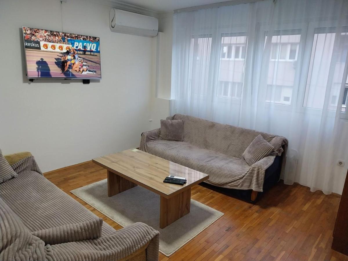 Budget Apartment Balkanika Belgrado Buitenkant foto
