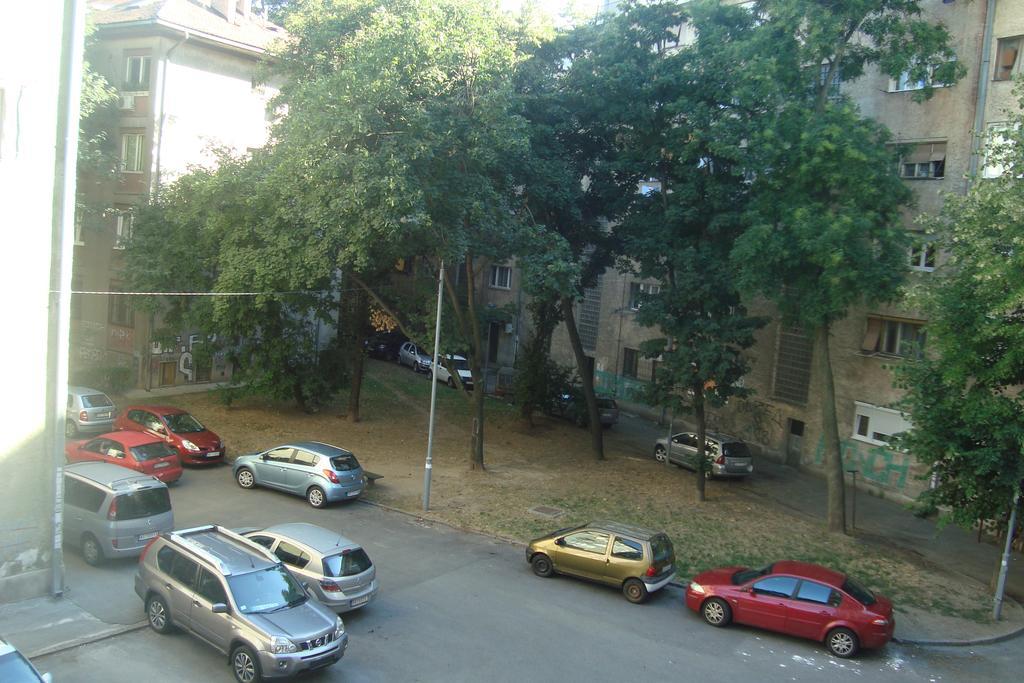 Budget Apartment Balkanika Belgrado Buitenkant foto